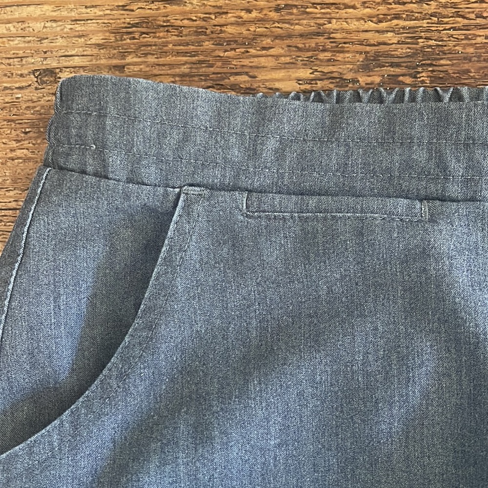 Fig Gray Technical Collection Small Size Like New - image 8